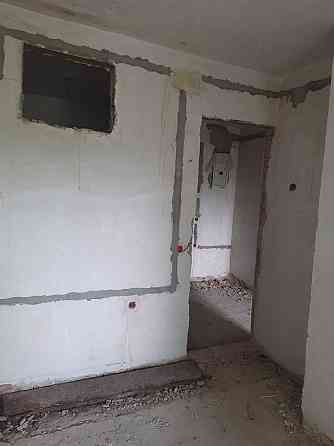 1к квартира з частковим ремонтом, бічна Коновальця Івано-Франківськ