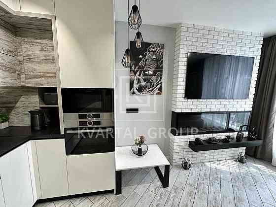 БЕЗ КОМІСІЇ! особлива євро ТРИКІМНАТНА квартира з ЯКІСНИМ ремонтом Гостомель