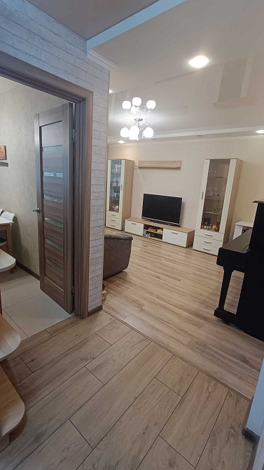 Продається 4-к квартира з якісним ремонтом і індивідуальним опаленням! Конотоп - изображение 6