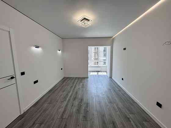 Простора 1 кім з ремонтом біля озера Крихівці