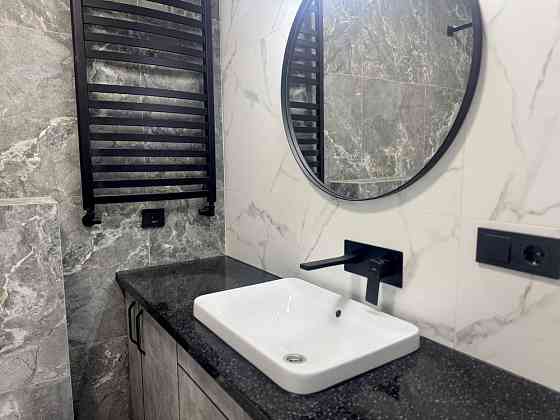 Простора 1 кім з ремонтом біля озера Крихівці