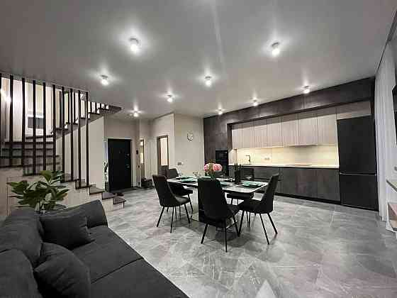 ЖК Севен, дворівнева квартира з новим ремонтом. Є тераса. Без комісії Київ