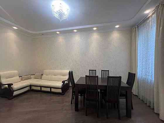 Чорновола 29А, продаж 3к квартири. Ніхто не проживає, квартира вільна. Київ