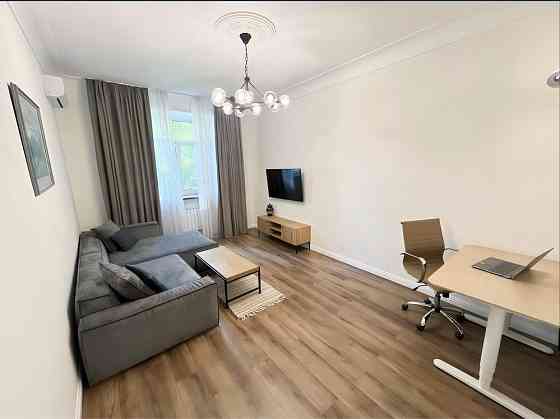 Без % Печерск Оренда 2-к квартири метро Звіринецька (Дружби Народів) Киев