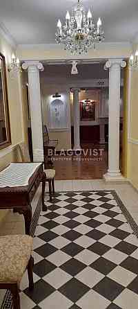 Оренда просторої 5-к квартири 162 м Класичний ремонт. Введенська Подол Киев