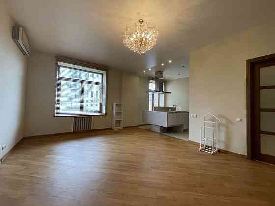 Оренда 3 кімнатної квартири, вул. Почайнинська 23, Поділ. Киев