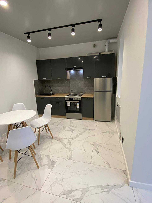 Оренда квартири Центр біля стометрівки Є гардеробна Ивано-Франковск - изображение 1