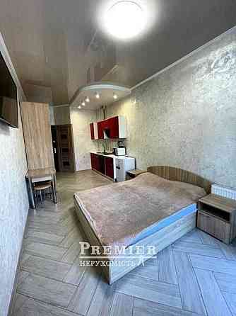 Як казала тітка Соня: краще море за шторкою, ніж квартиранти в мріях! Одесса