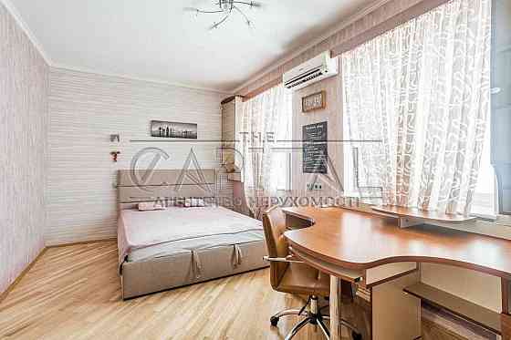 Продаж/Квартири/108 м2/Дніпровський район/вул Микільсько-Слобідська 2В Київ