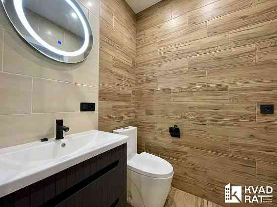 Простора 1-кім квартира з ремонтом в центрі! Обжитий будинок Івано-Франківськ