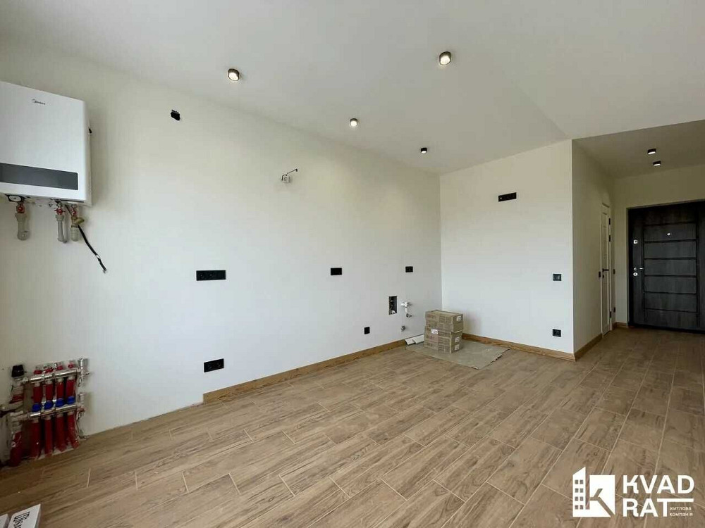 Простора 1-кім квартира з ремонтом в центрі! Обжитий будинок Ивано-Франковск - изображение 1