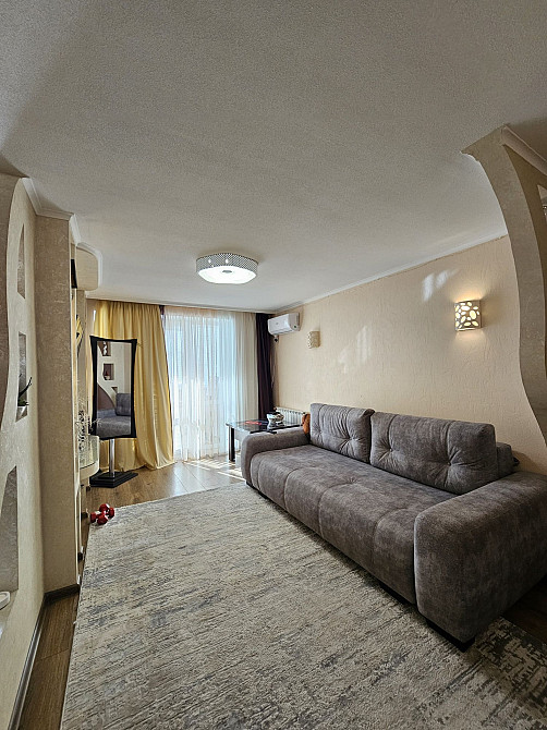 Продам 3 кімнатну квартиру пр.О.Поля / Кірова ( Славутич, парк)
Прода Днепр - изображение 6