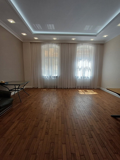 Продаж 4кімн квартири 146 м кв  Австріяк вул Мартовича Львов - изображение 3