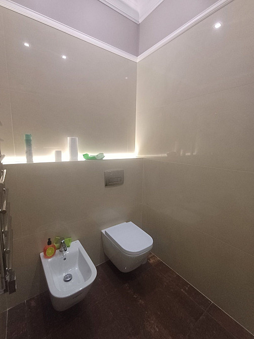 Продаж 4кімн квартири 146 м кв  Австріяк вул Мартовича Львов - изображение 7