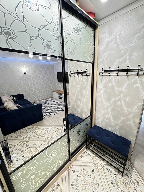 Продам однокімнатну квартиру 42.8м2 на АЛЕЇ ЖК Софія Мартинова Софиевская Борщаговка - изображение 1