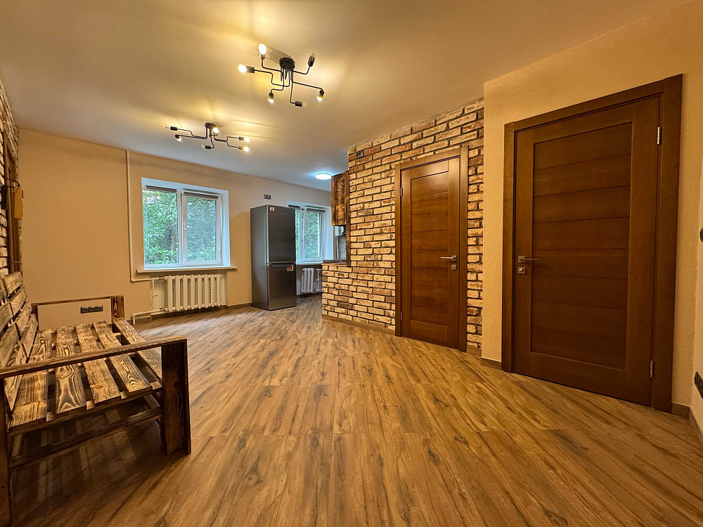 Снимите трехкомнатную квартиру на улице Кленовая, район Рабочей Днепр - изображение 4