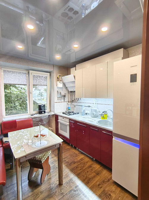 ПРОДАМ 3 комнатную с капитальным ремонтом Орбита Варус Павлоград - зображення 2