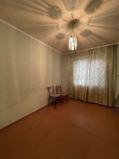 Продажа 3 ком. 11 мкрн. Левый берег Кам`янське (Запорізька обл.) - зображення 4