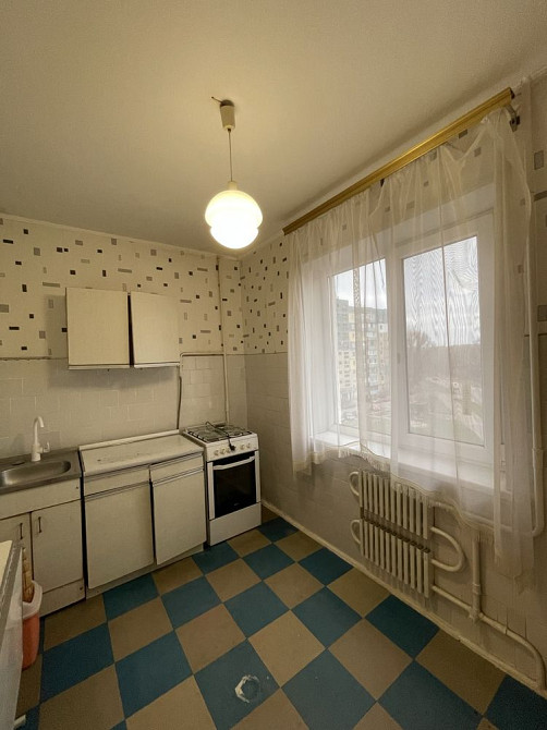 Продажа 3 ком. 11 мкрн. Левый берег Кам`янське (Запорізька обл.) - зображення 2