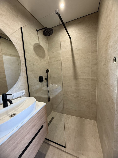 Здається 2-км квартира з авторським ремонтом в р-н парку Шевченка Черновцы - изображение 5