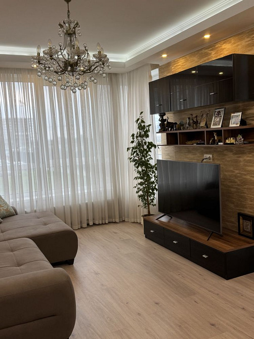 Оренда 2х кімнатної квартири ЖК ЗАРІЧНИЙ Киев - изображение 1