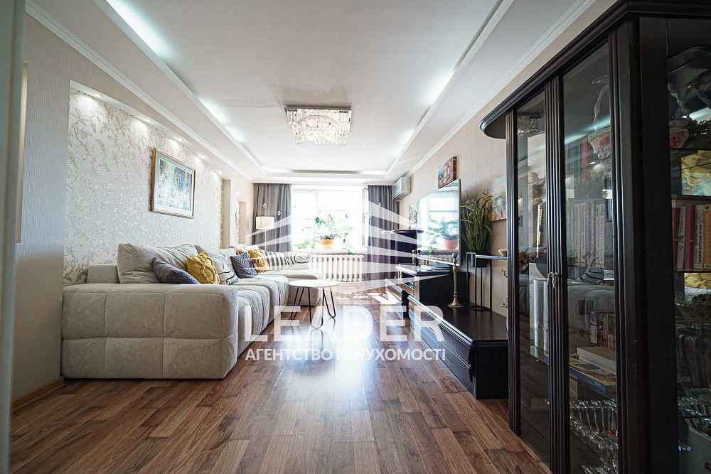 Сдам 3х-Сучасна-"Урожая"ПАНОРАМНА-Кондиціонер-Три плазми.КАВОВА МАШИНА Вінниця - зображення 2