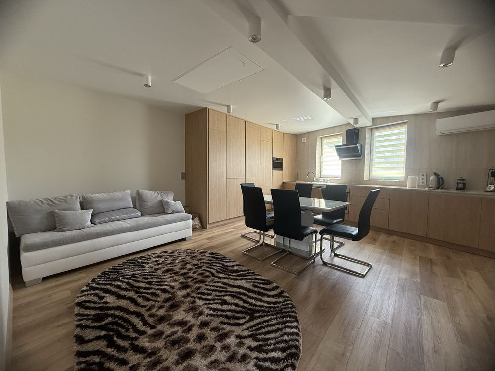 Оренда квартири в центрі 650$ Ужгород - зображення 1