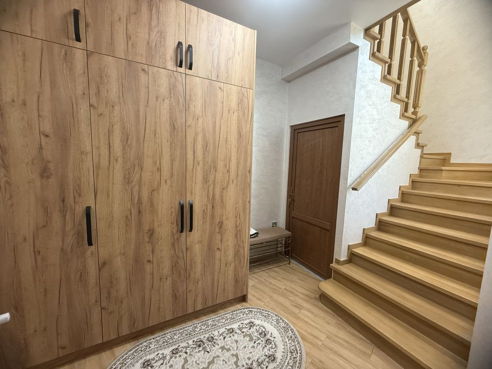 Оренда квартири в центрі 650$ Ужгород - зображення 2