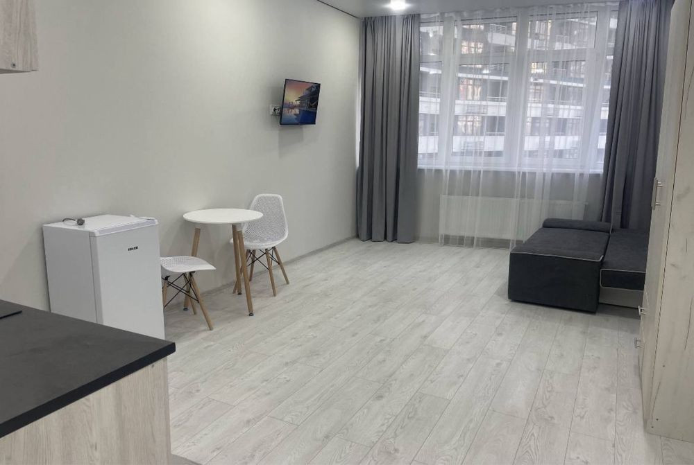 Сдам студию в ЖК Атмосфера,Аркадия на месяц,два Одесса - изображение 1