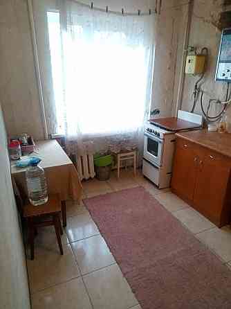 Сдается 2х ком кв. 2 эт. Кирпичный дом. Раздельные комнаты. Аккуратная Славянск