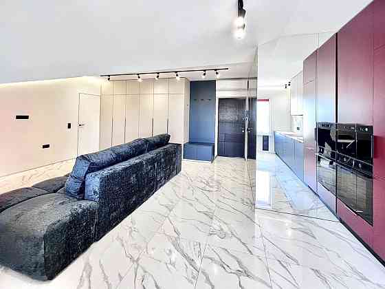 Сучасна квартира з дизайнерським інтер'єром "під ключ", центр! Івано-Франківськ