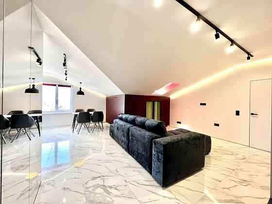 Сучасна квартира з дизайнерським інтер'єром "під ключ", центр! Івано-Франківськ