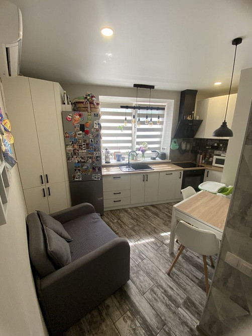 Продам однокімнатну квартиру в ЖК Харківський Київ - зображення 1