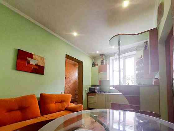 Продається 1 кім кв. в польськом будинку по вул Кобилянської. Івано-Франківськ