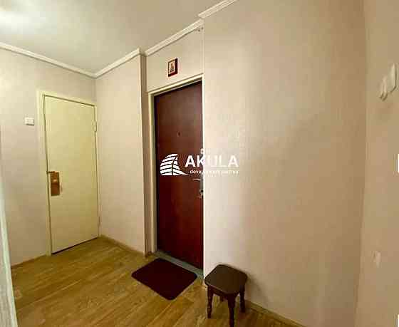 1кв. 35 кв.м Святошинський Борщагівка вул. Симиренка, 12Б Київ