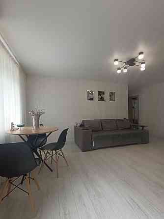 Продається 3-ох кімнатна квартира в центрі міста Кам`янець-Подільський