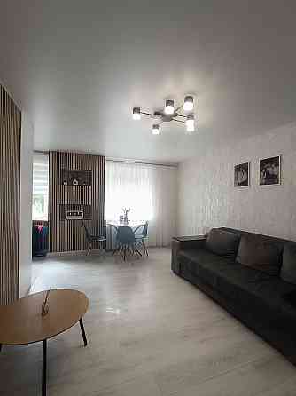 Продається 3-ох кімнатна квартира в центрі міста Кам`янець-Подільський