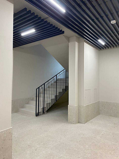 ТЕРМІНОВИЙ ПРОДАЖ 2 кімнатна квартира ЦЕНТР Львов - изображение 2