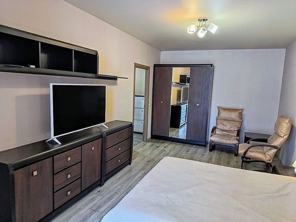 Оренда просторої 1 - кім кв. ЖК "Сімейний" , р-н "Митниця" Черкассы - изображение 3