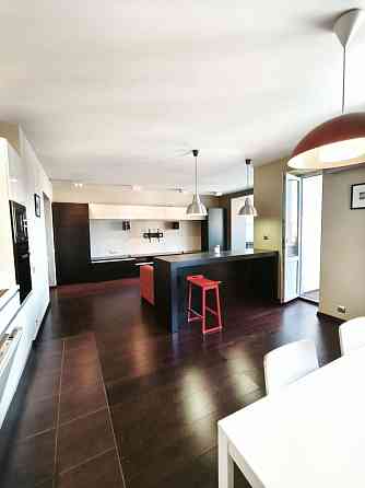 Шикарна велика квартира студія, в будинку де є бомбосховище. Чабани