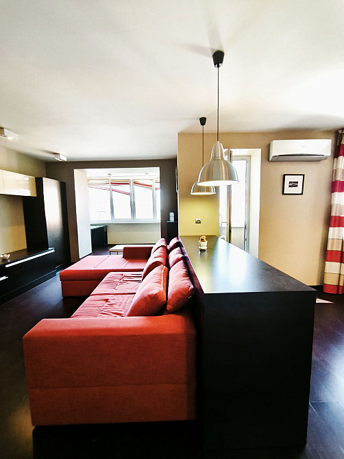 Шикарна велика квартира студія, в будинку де є бомбосховище. Чабаны - изображение 1