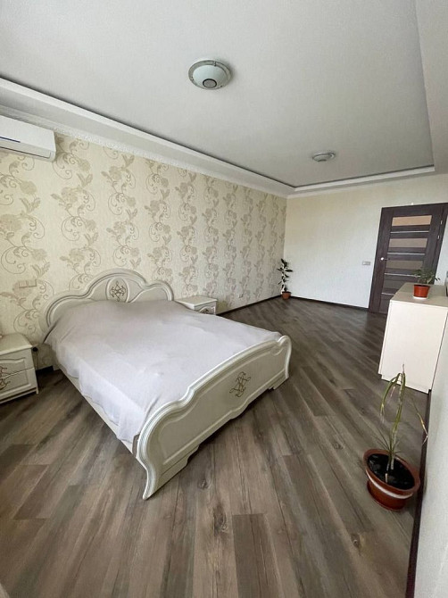 Оренда 1 к (59м2)    Вул. Драгоманова 40ж  метро Позняки Киев - изображение 2