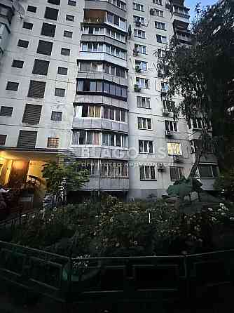 Метро Вокзальна-5 хв Соломянка Липківського/Скрипника Київ