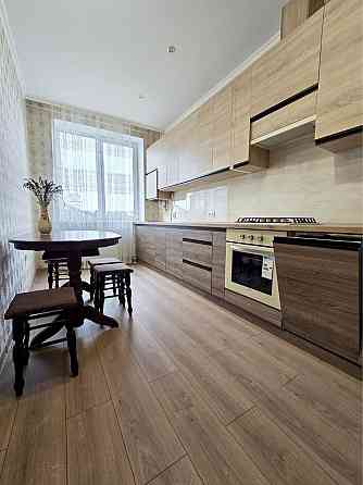 ПЕРША ЗДАЧА! Здам ПРОСТОРУ 2х НОВОБУДОВУ, Буковинська-Кармелюка, ВСЕ Є Черновцы