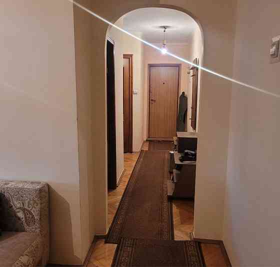 Продається трьохкімнатна квартира Івано-Франківськ