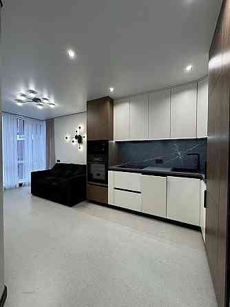 Продам однокімнатну на березі озера Івано-Франківськ