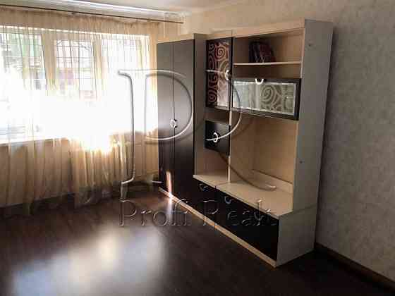 Продаж 1 кімн. квартири  бул. Вацлава Гавела, 17/м. Берестейська Киев