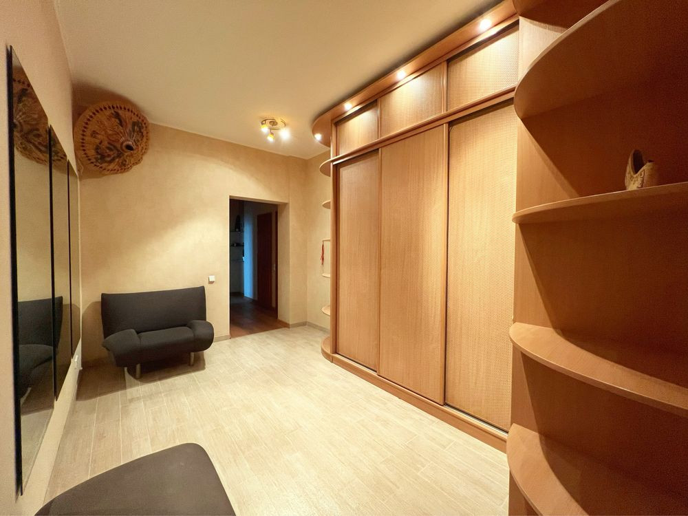 м.Політехнічний інститут,Провіантська,3,велика 2х кім квартира,вільна Киев - изображение 8