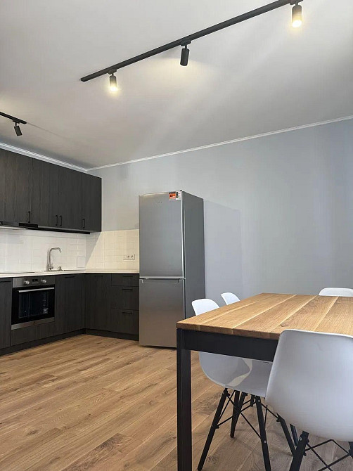 Оренда Севен Дніппровська набережна Метро Осокорки SF Киев - изображение 2