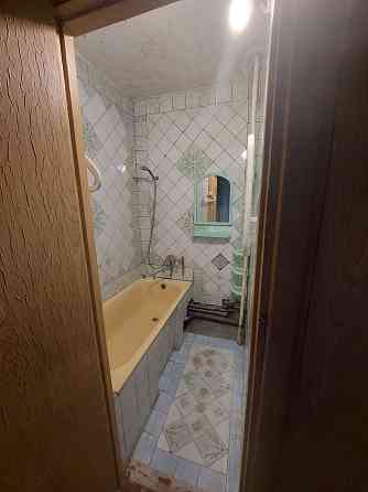 Продам 3к. Квартиру салтовка 533 м-рн пр. Тракторостроителей Харьков